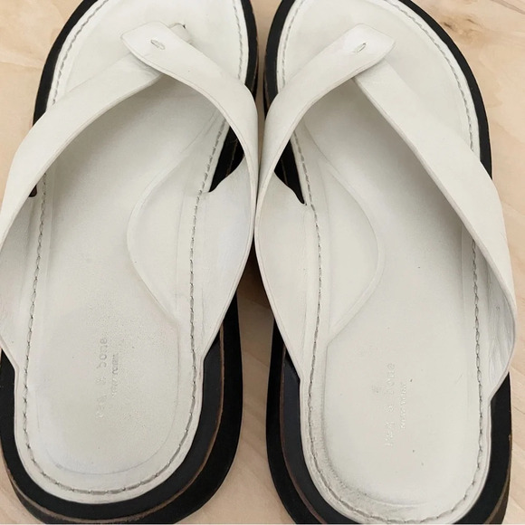 Rag & Bone Parker Leather Thong Sandals Ecru Antique White Sz 37.5 US 7.5 - Picture 6 of 9